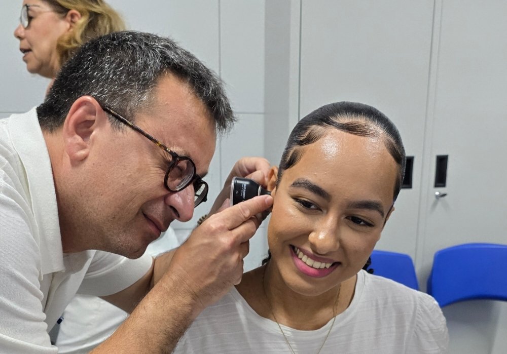 Appareillage d'une jeune fille au Brésil